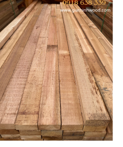GỖ TUYẾT TÙNG ĐỎ CANADA (WESTERN RED CEDAR) Gỗ tuyết tùng đỏ canada